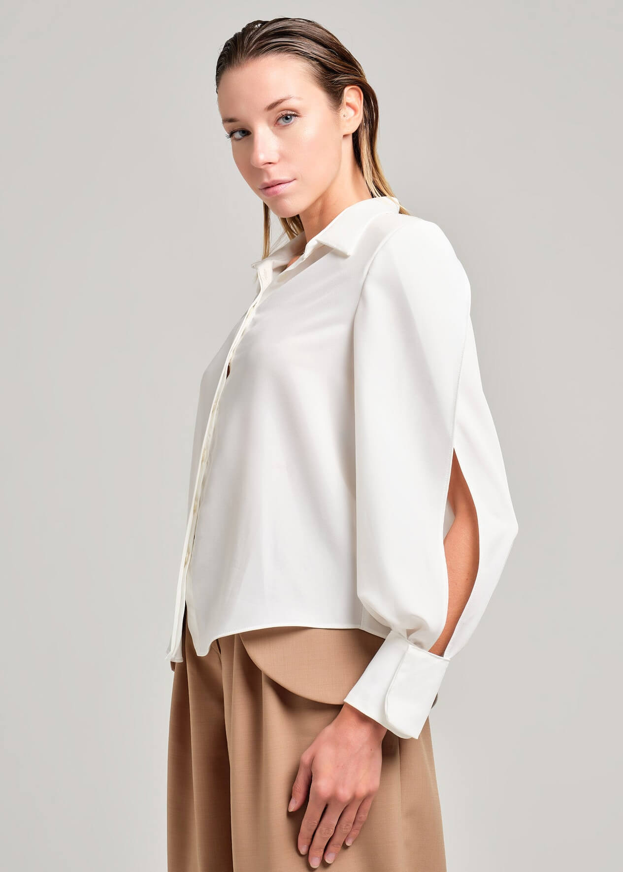 Camicia con maniche a veli | MƏIS Milano