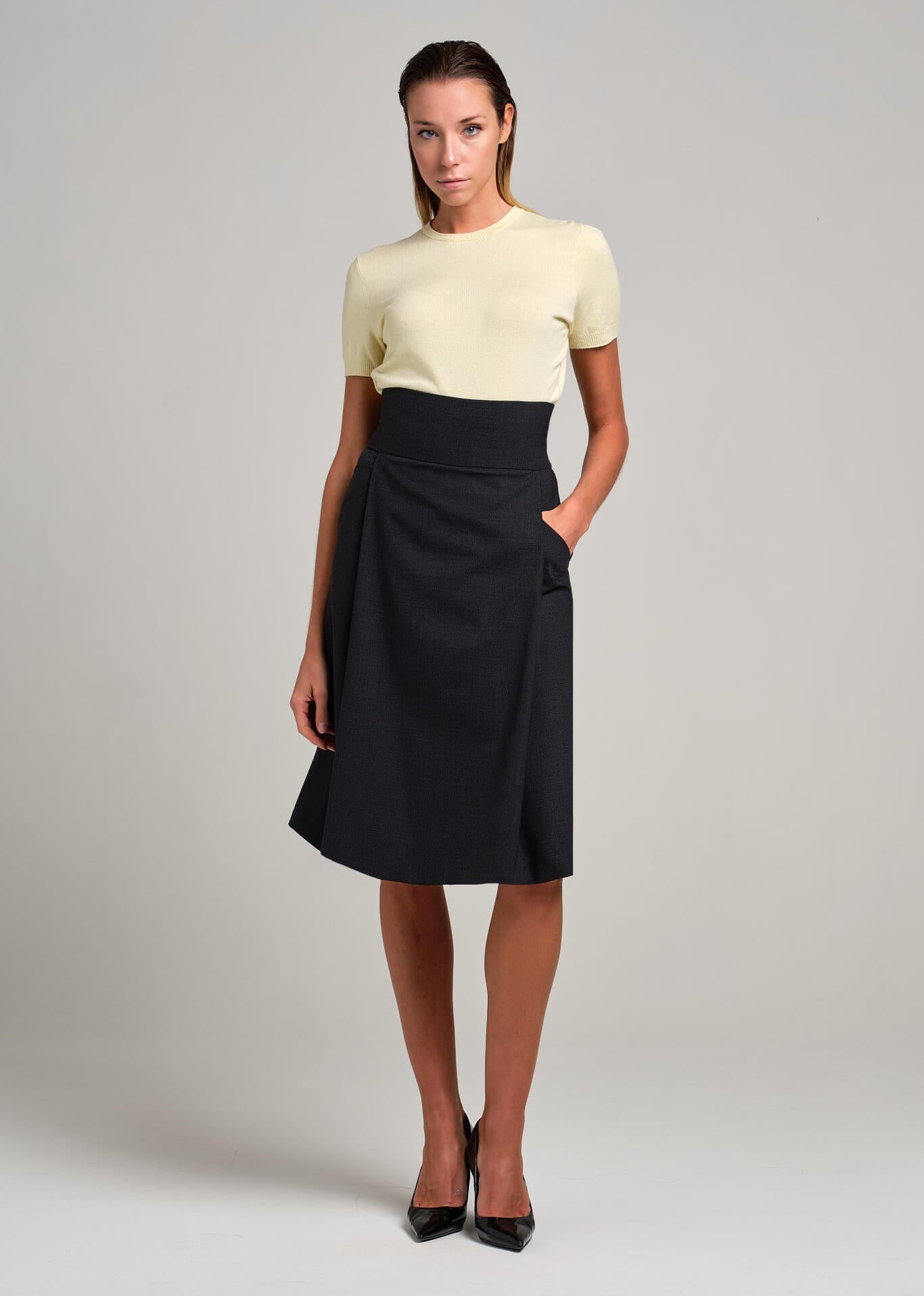 Gonna a vita alta con cannello unico frontale | MƏIS Milano