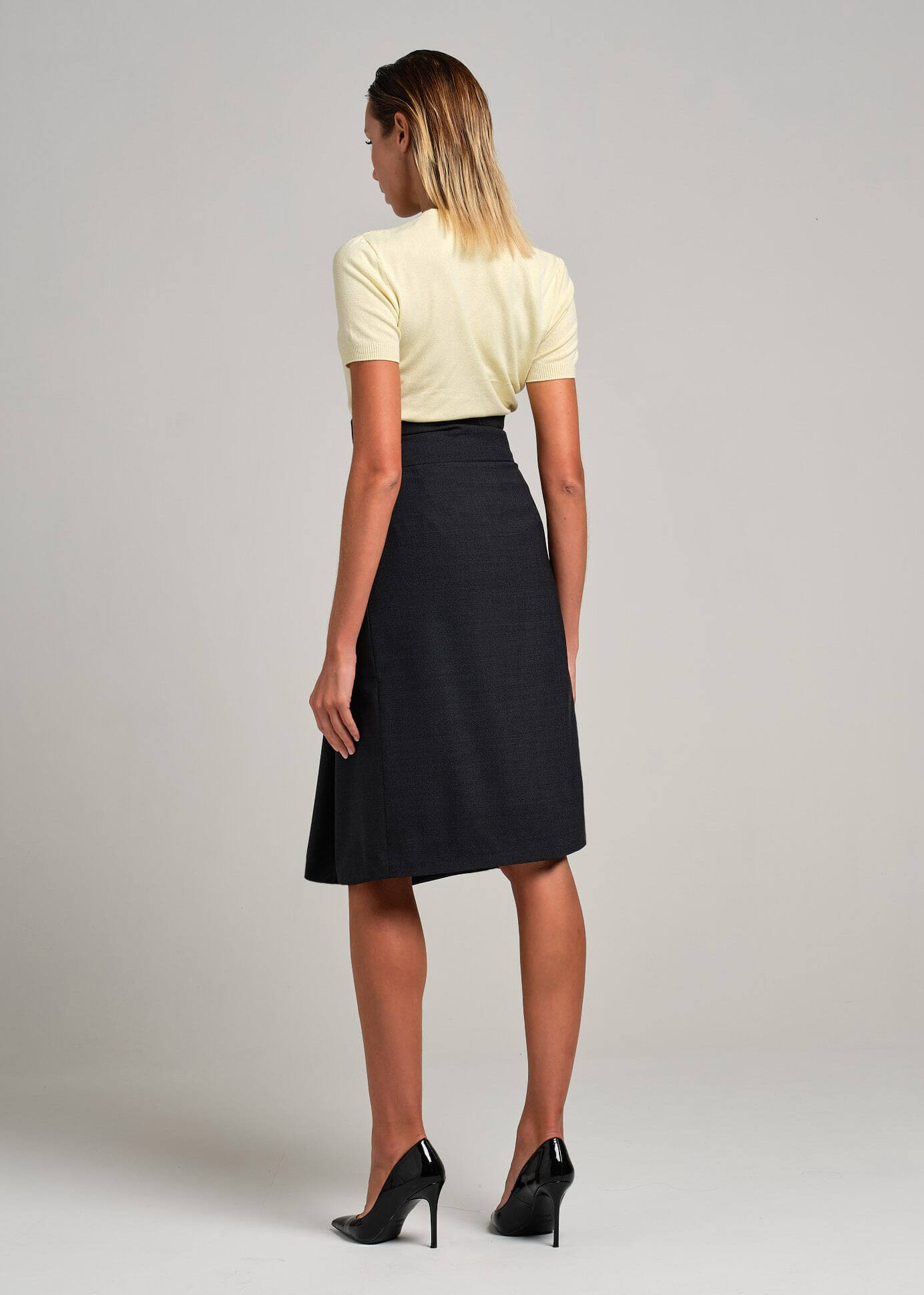 Gonna a vita alta con cannello unico frontale | MƏIS Milano