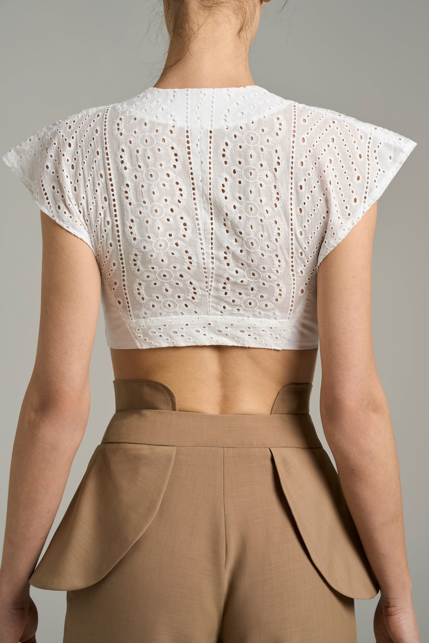 Pantalone a Gamba Dritta con Alette e Colletto | Məis Milano