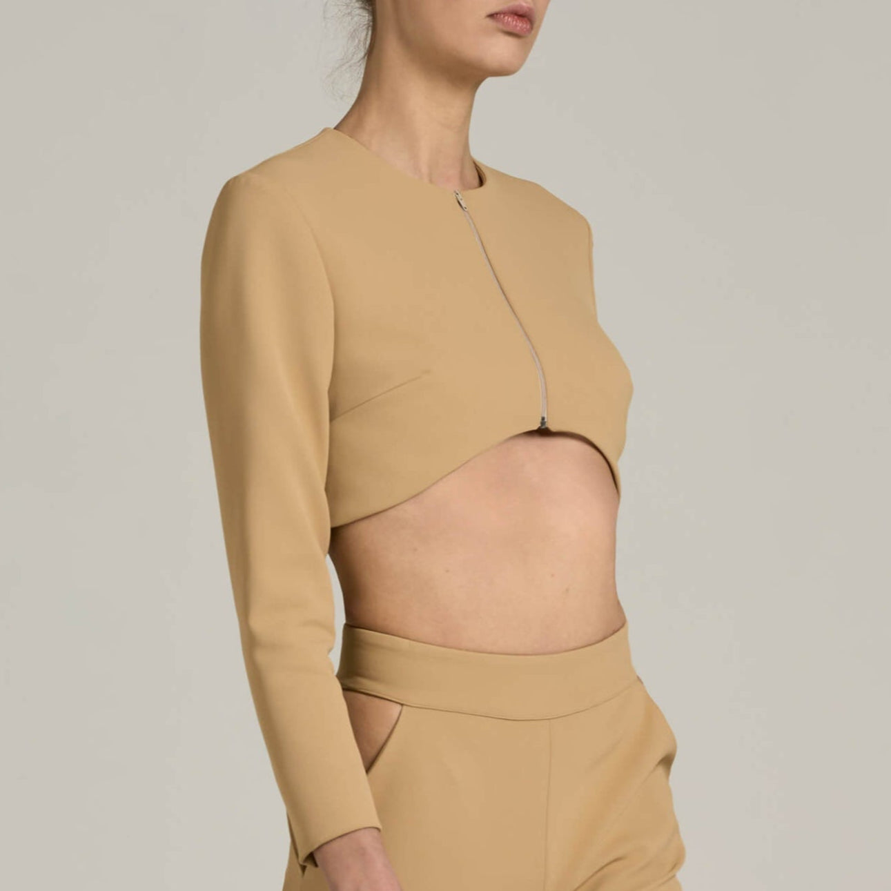 Crop Blazer in Crêpe | Məis Milano