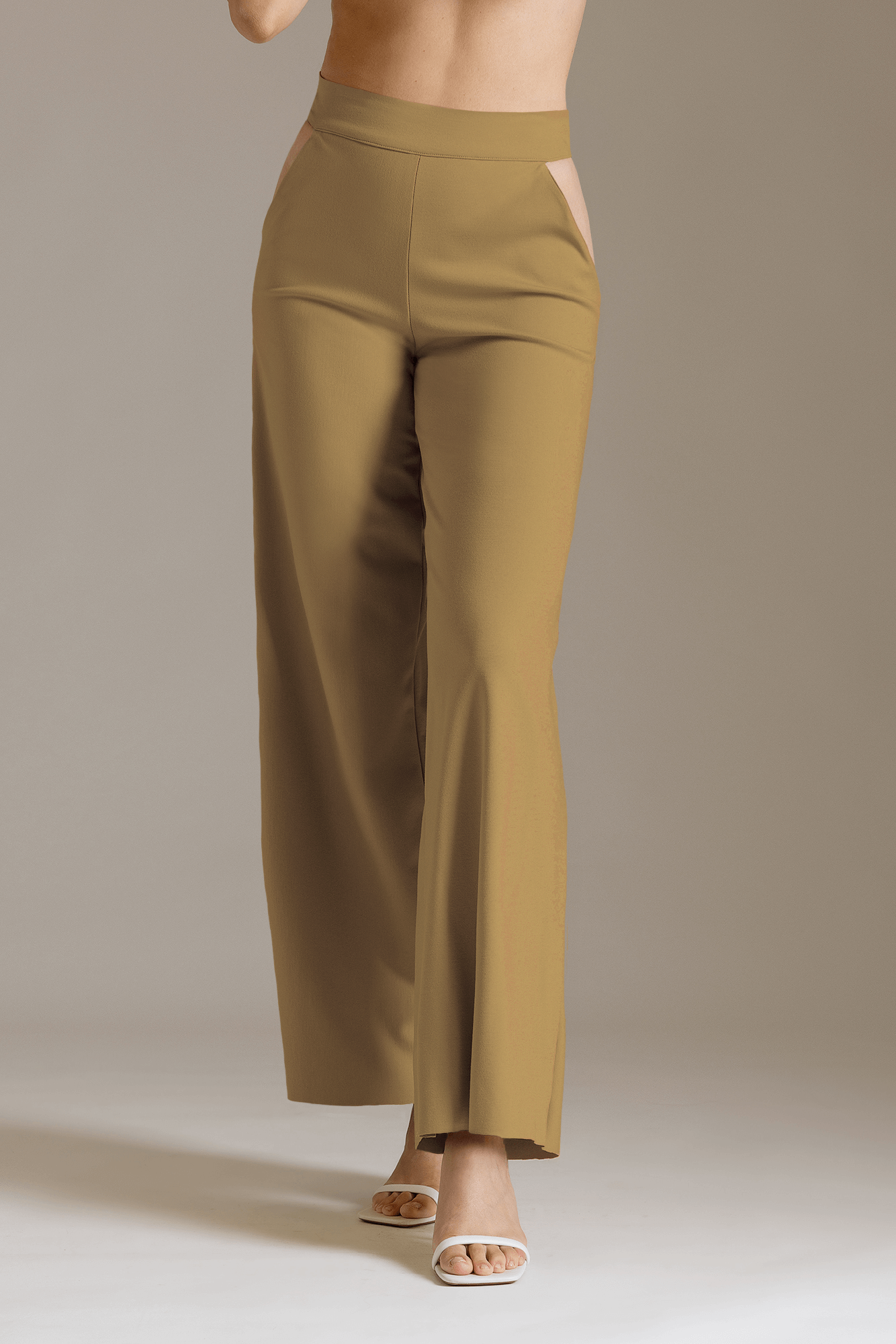 Pantaloni Cut-Out a Gamba Dritta | Məis Milano