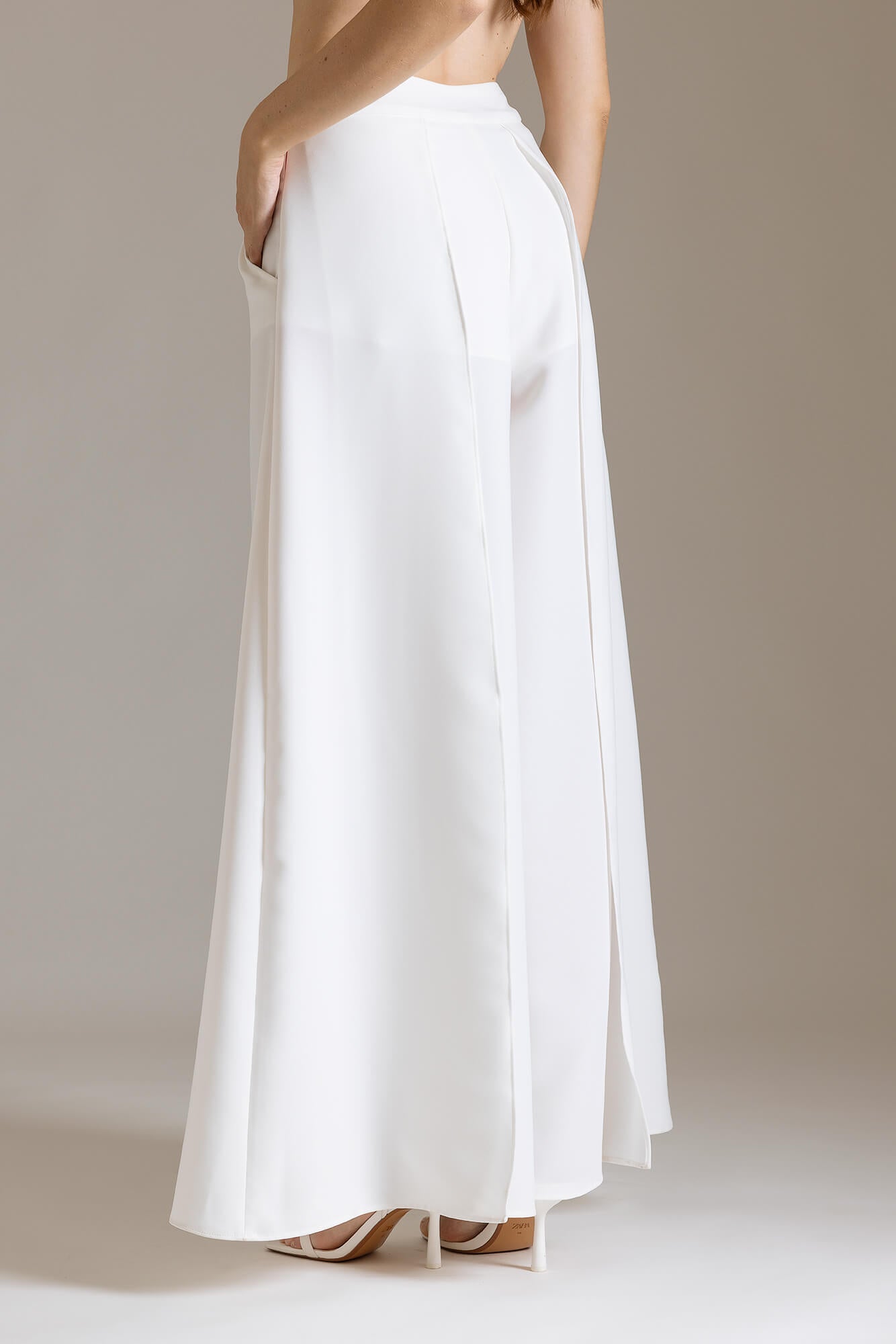 Pantaloni Palazzo a Veli Overlapping con Shorts Incorporati | Məis Milano